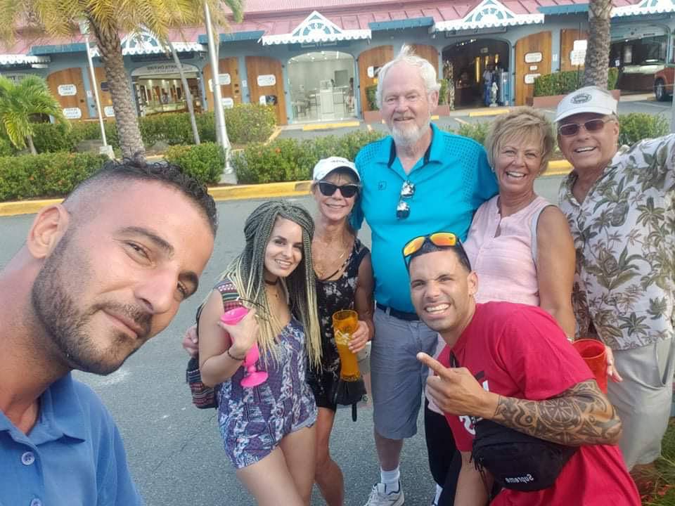 Enjoy St Thomas, USVI with our Private Taxi Sightseeing Tours